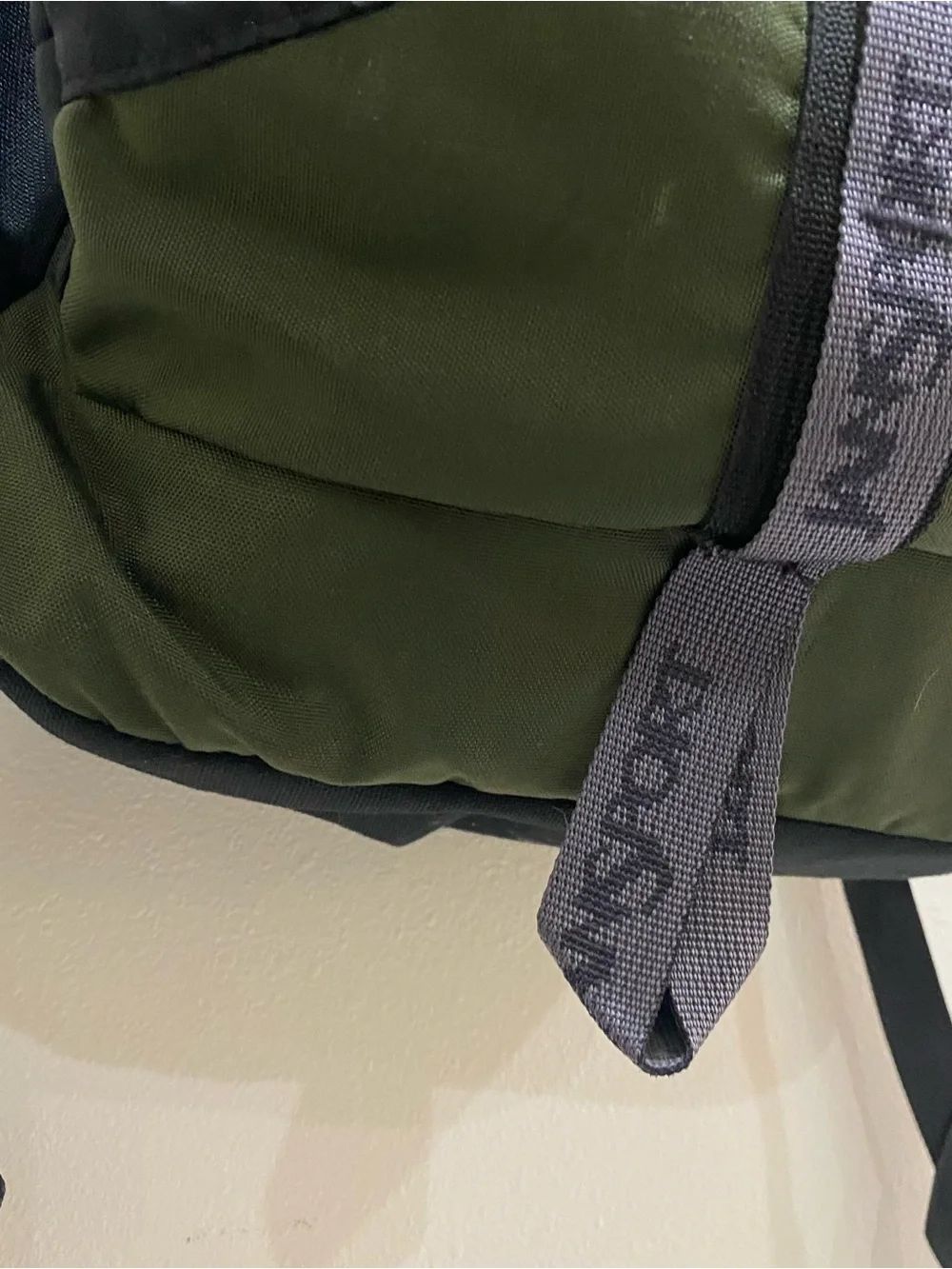 Jansport Big Backpack Green Black Water Bottle Style 43479 School College